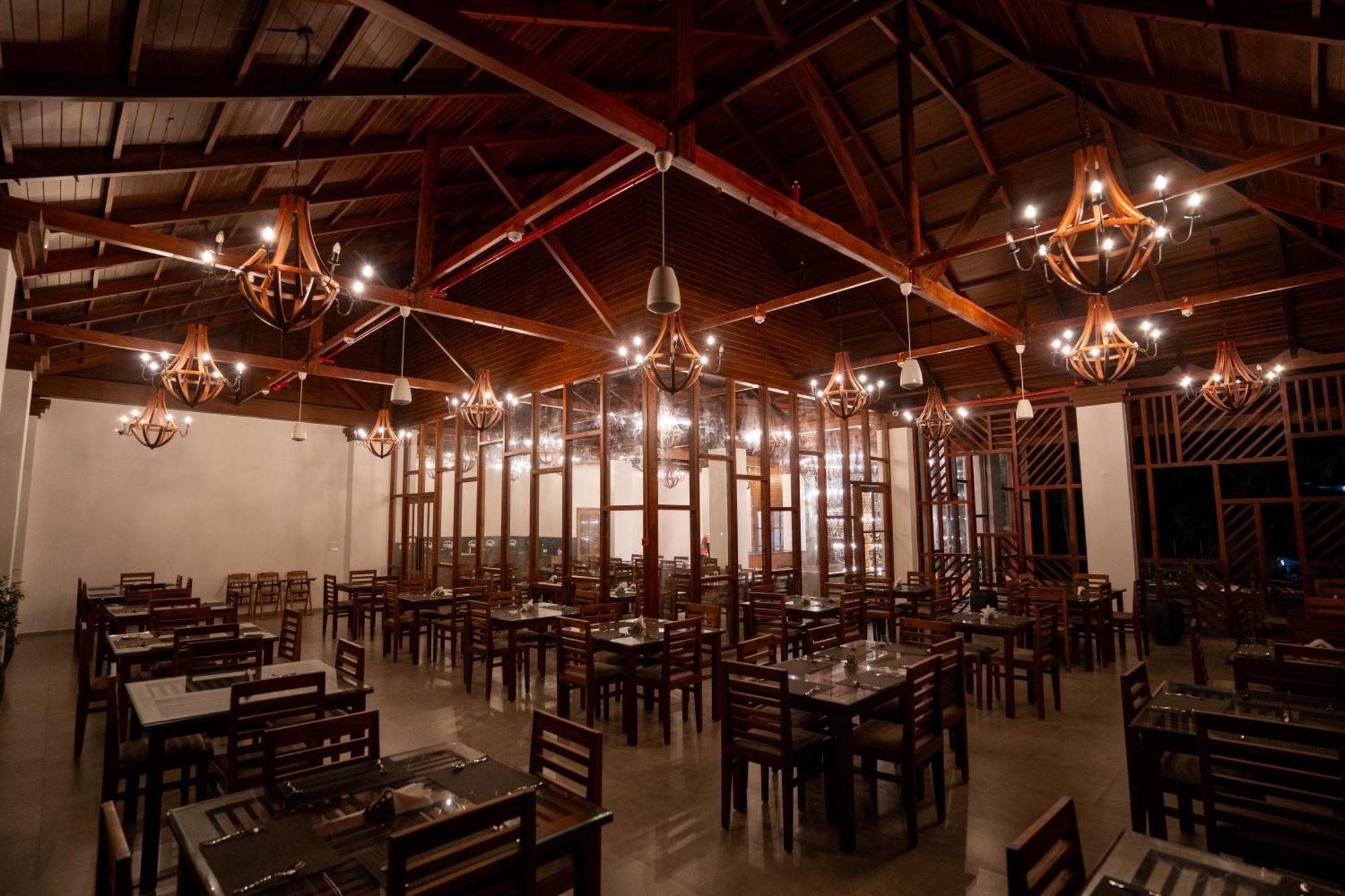 Hotel The Eden Port Blair Exterior foto